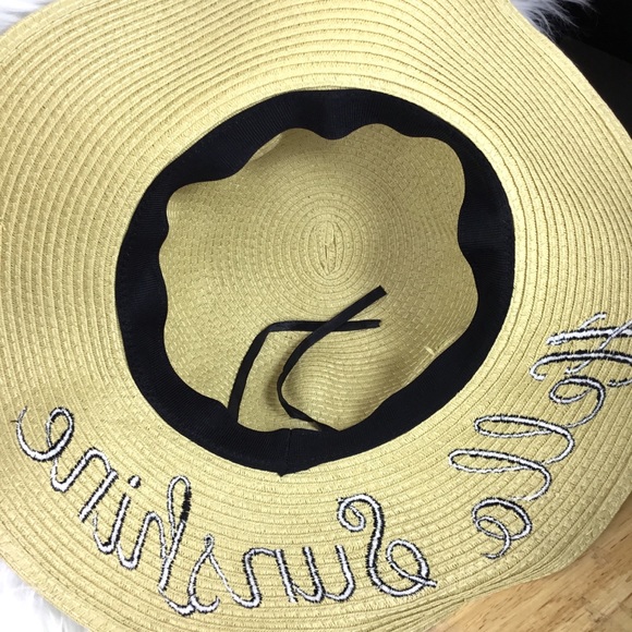NWOT Hello Sunshine Floppy Hat - Picture 4 of 4